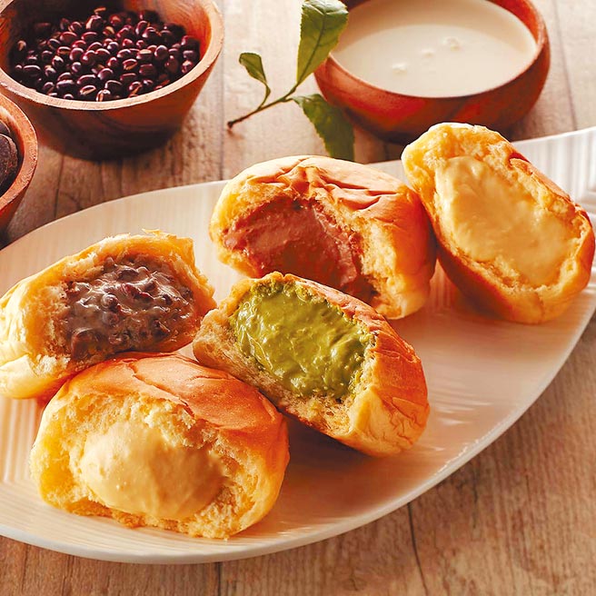 SOGO istore「日本八天堂奶油麵包综合」，12入，2250元。（SOGO提供）