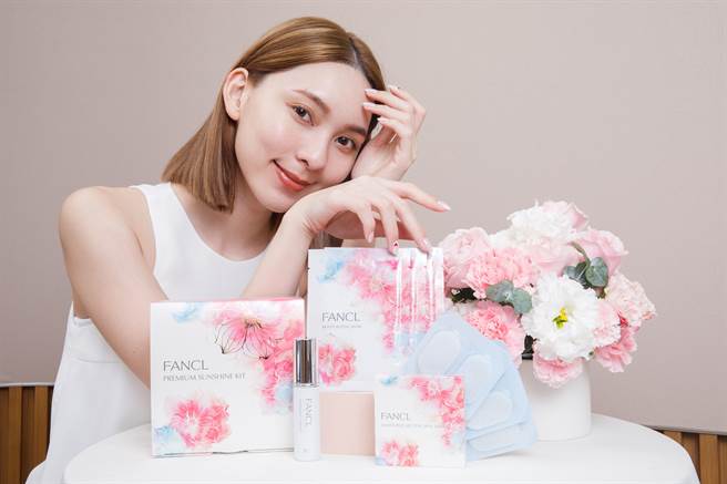 FANCL推出「焕白全效夏季限量套组」，解决肌肤暗沉、乾燥困扰。（图／品牌提供）