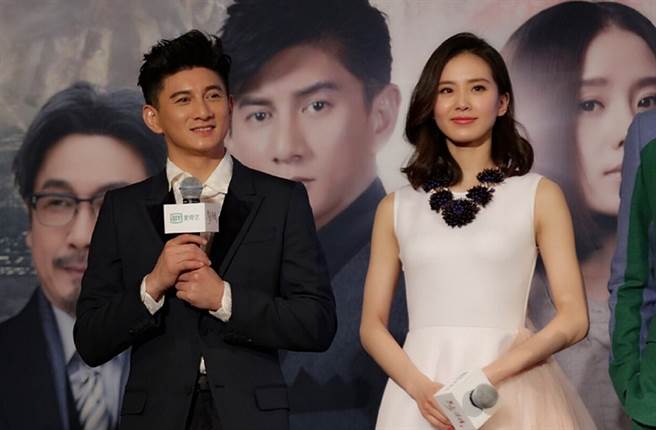 吴奇隆、刘诗诗结婚6年甜蜜。（图／翻摄自吴奇隆微博）