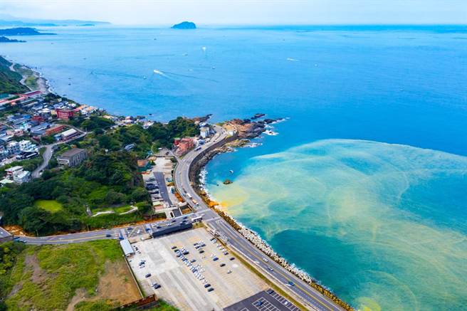 全國防疫三級警戒，似乎有民眾已經在家待不住，上網詢問北部「不用下車的景點」，引來網友砲轟。（示意圖／達志影像）