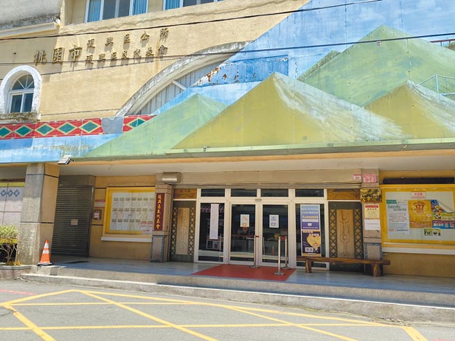 桃园市復兴区55部落採取自主封部落，虽然復兴有2入口管制，但仍无法强制民眾不来山区，因此各部落加强自我防护，避免游客进入。（姜霏摄）