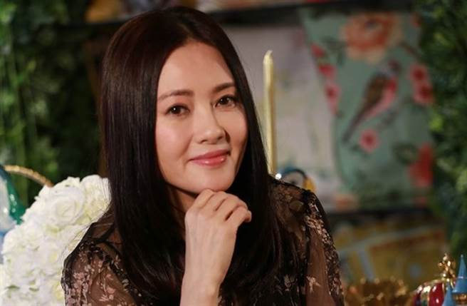 李丽珍1年内接连失去双亲。(图／翻摄自东网)