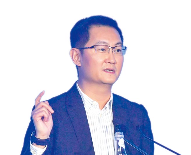 图／中新社、路透