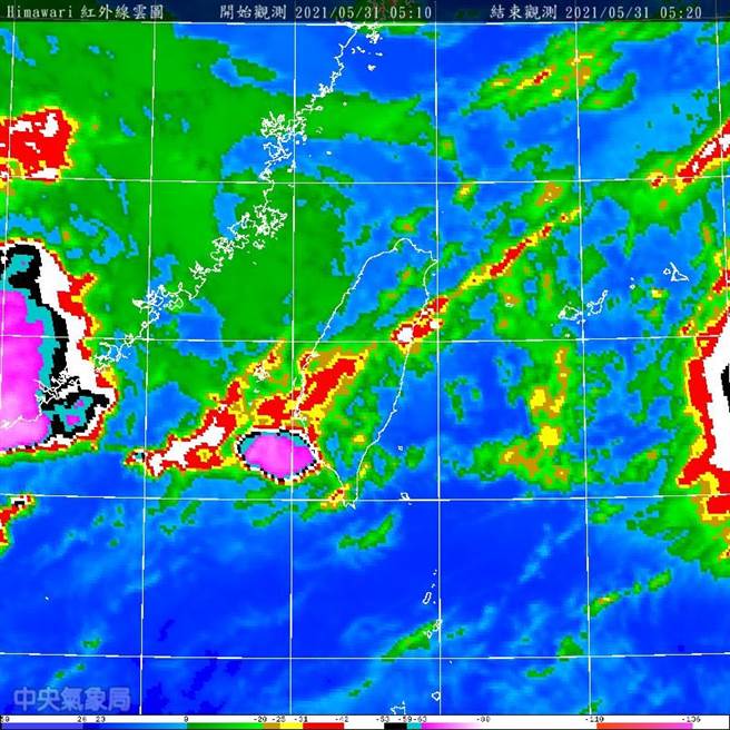 大坨粉红色云团移入中 高屏防瞬间大雨雷击强风(图/气象局)