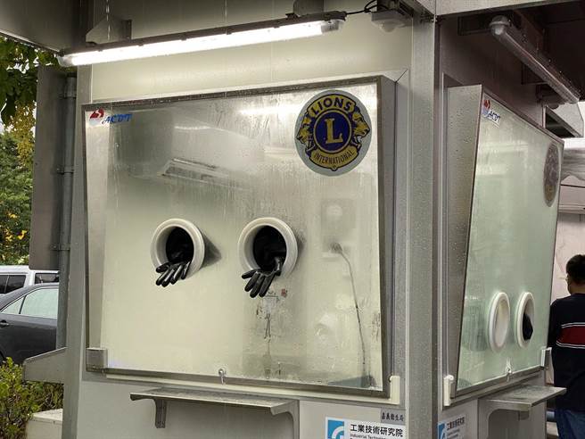 正压採检亭外观。（嘉义市政府提供）