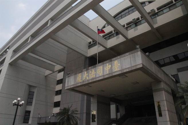 「小挺」将偷来的赃车借友人骑出门，没想到遭警查获，7窃案全曝光 。（资料照片／陈淑芬台中传真）