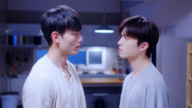 赖东贤、王硕瀚一个是霸道总裁、一个是傲娇员工。（Vidol提供）