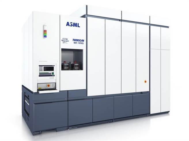 荷兰ASML制造的光刻机目前在全拥有最高的市占率，几乎是垄断状态。（图／ASML)