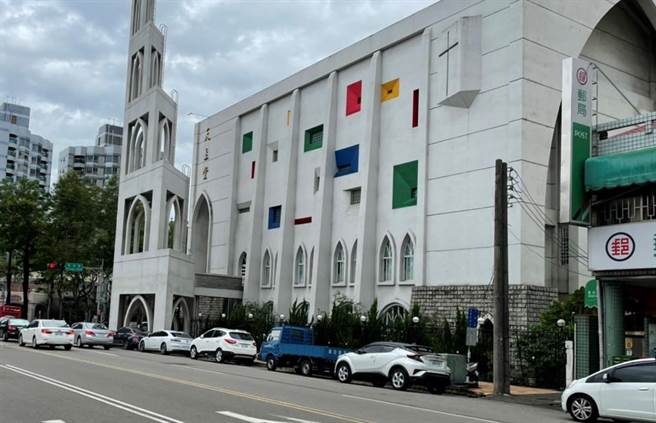 台中凌晨在北区双十路前发生抢案。（冯惠宜摄）