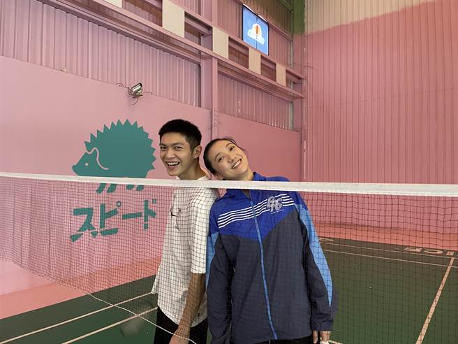 林辉瑝与小8是羽球球友。（凯渥提供）