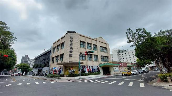 三军军官俱乐部歇业。（赵双杰摄）
