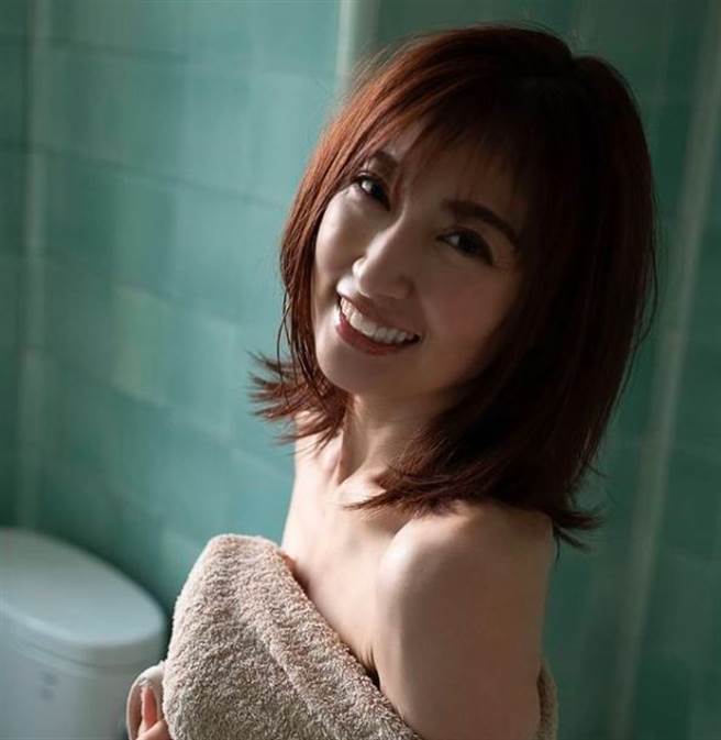 熊田曜子宣布离婚。（图／翻摄自IG）
