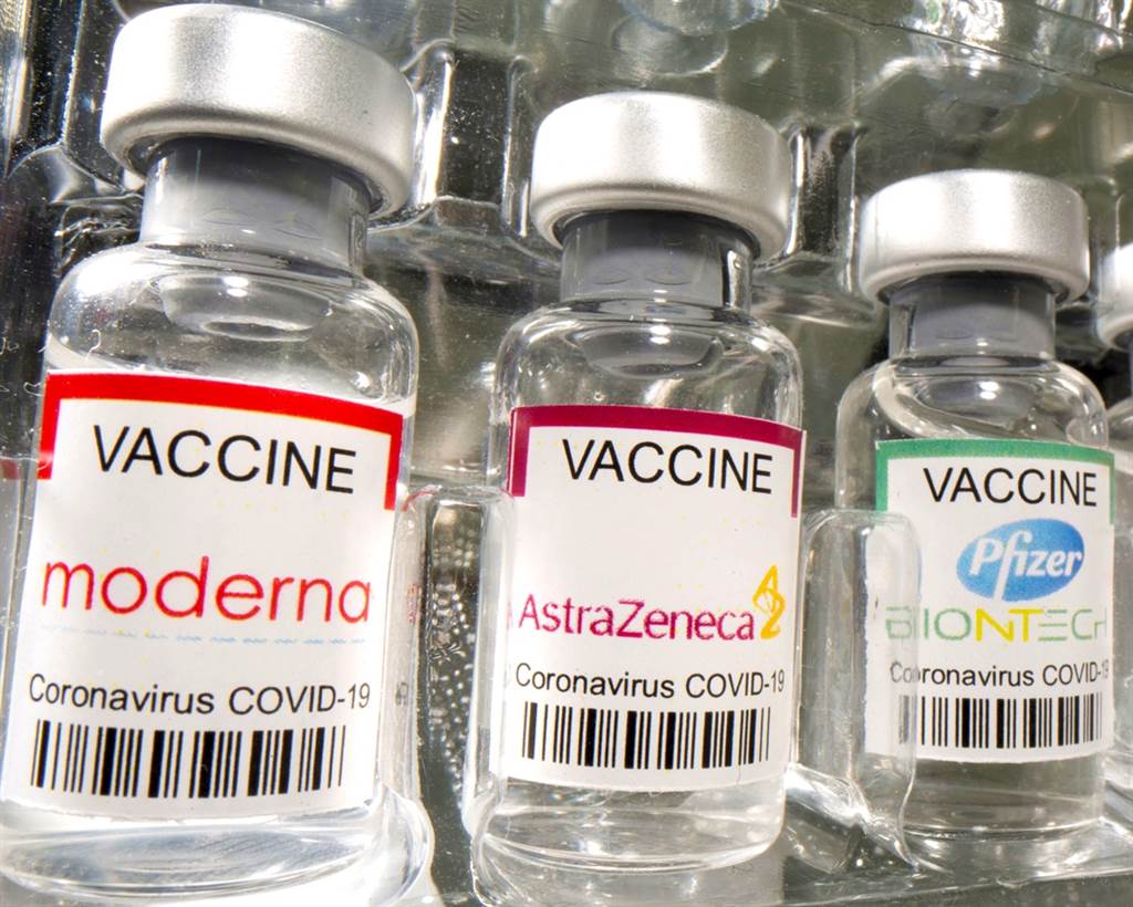 加拿大1日正式宣布，民众第2剂可以接种不同厂牌的疫苗，但是如果第1剂是施打mRNA疫苗，第2剂也必须接种包括辉瑞/BNT及莫德纳在内等mRNA疫苗。（资料照／路透社）(photo:ChinaTimes)