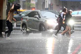 雷雨彈升級狂襲 全台10縣市豪大雨特報