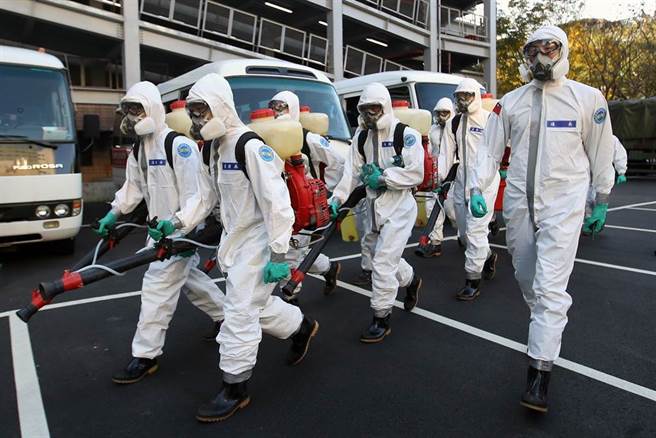 本土疫情不断扩大，全台陷入恐慌。（图／本报系资料照）