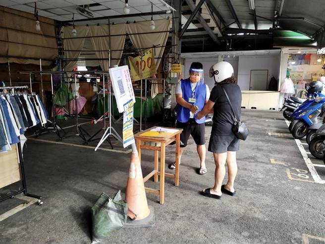 市場持續落實各項防疫措施。(台中市政府提供)