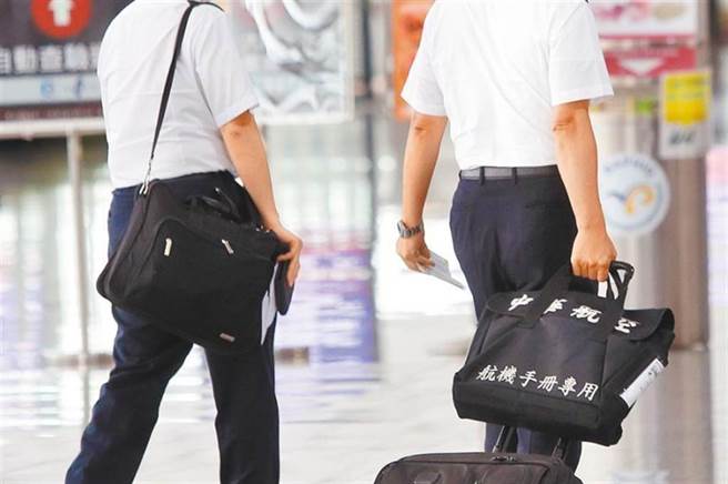 放寬機組員3+11沒有會議記錄，陳時中表示以每天會議都非常多回應。（圖／記者范揚光攝影）