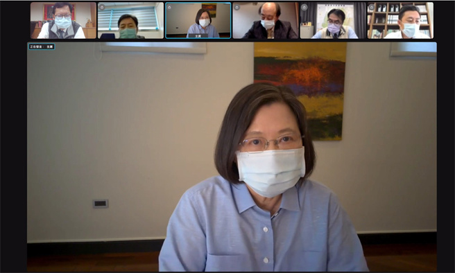 总统：国产疫苗的抹黑攻击，拿出证据，从严查办。民进党提供