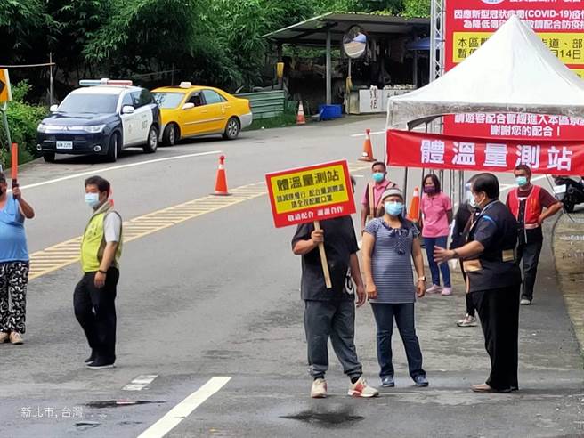 桃園淨土失守，管制次日復興公所2確診，下周一前暫停洽公。(警方提供／蔡依珍桃園傳真)