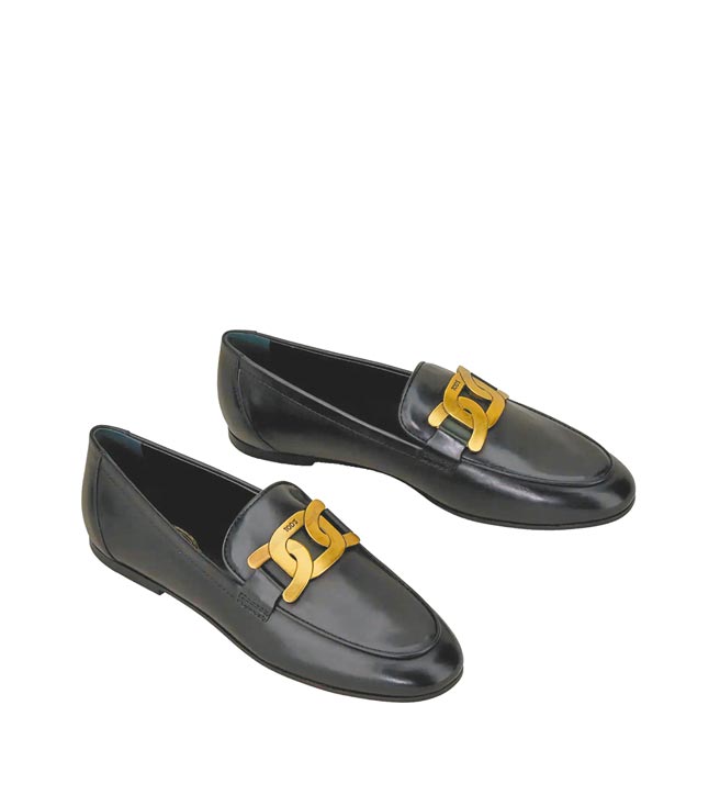 Tod’s 黑色乐福鞋2万8300元。（Tod’s提供）
