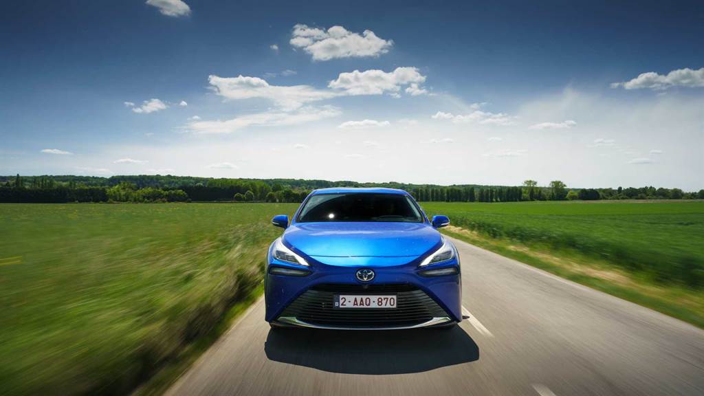 滿載氫氣行駛 1003km，Toyota MIRAI 寫下氫能源車續航里程新世界紀錄！
