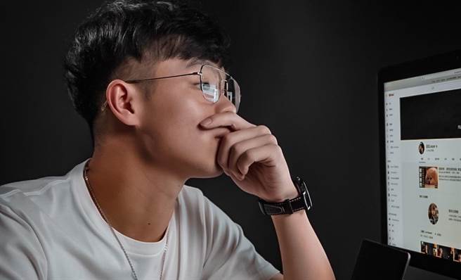 网红Jasper星培，在个人youtube频道上拥有63万人订阅。（图/Jasper星培 脸书）