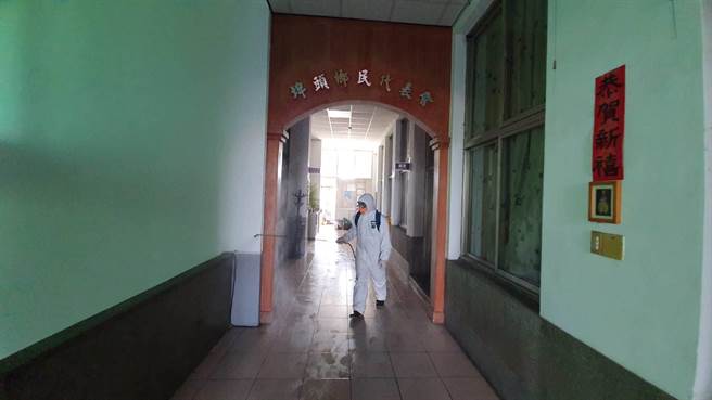 有民眾質疑民代是不是賭場聚賭，但民代喊冤，當時非三級警戒，只是三五好友聚會，自己也是受害者，絕對不是賭場聚賭。（民眾提供／吳建輝彰化傳真）