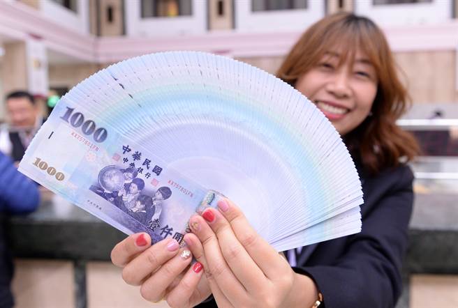 通膨隱憂升溫 高息ETF出頭天（圖／本報資料照）