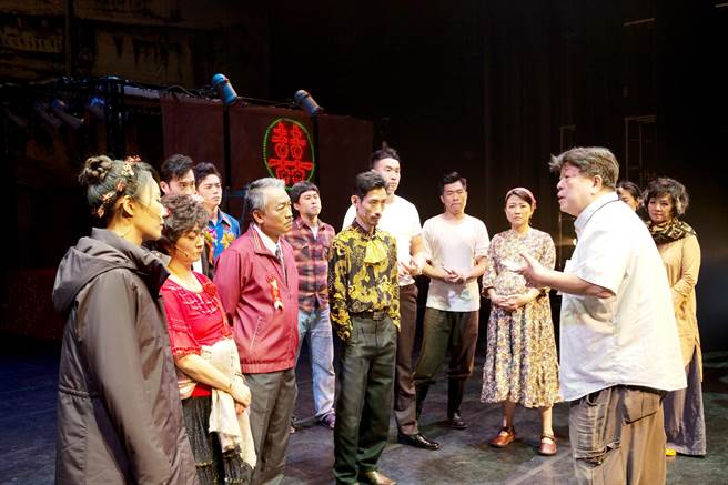 受疫情影響，綠光劇團決定取消前陣子熱演的音樂劇《結婚！結昏？辦桌》台中場次。（綠光劇團提供）