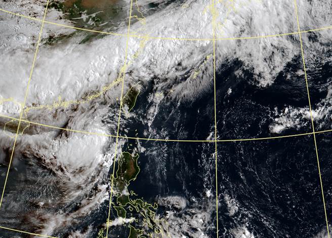 彩雲多走了一段路，意外引進西南風，可望結合鋒面，為全台帶來明顯降雨。（中央氣象局提供）