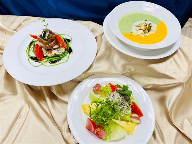 绝代双蔬浓汤、梅香鲜果优格沙拉、奶香凤莲炖饭佐嫩煎里肌。（树德家商提供）