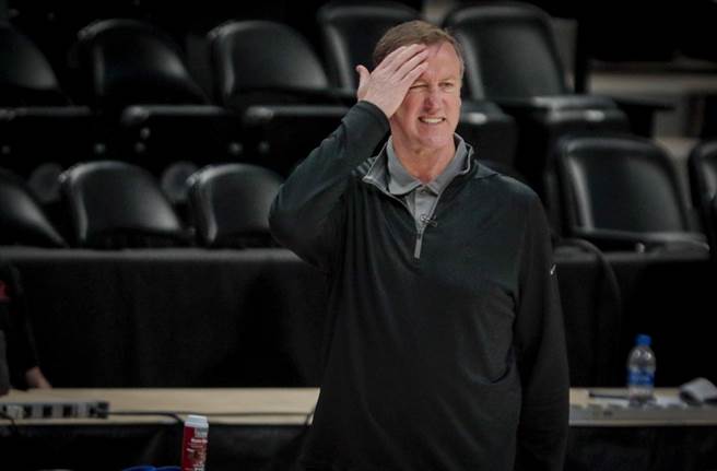 距离史托兹遭到拓荒者开除的日子已经不远了。(美联社资料照)