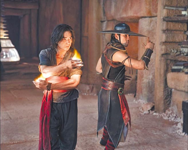 《真人快打》打斗过招拳拳见肉，爽快度破表。（CATCHPLAY+提供）