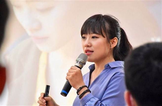 高雄市议员黄捷呼吁大家端午连假不要返乡成为破口。（图／摘自黄捷IG）