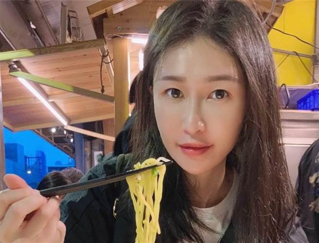 乡民女神qn黄琼慧。（图／摘自黄琼慧脸书）