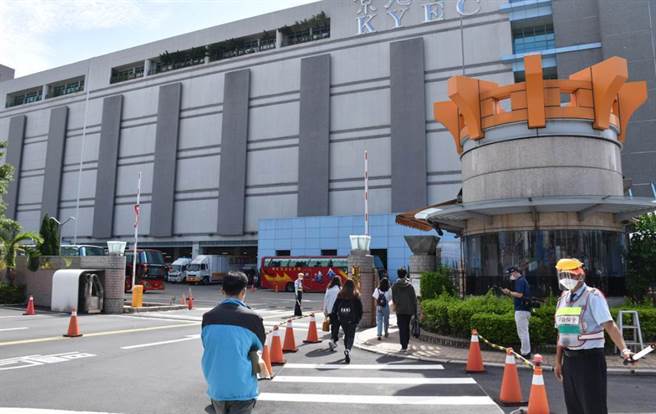 京元電爆發外籍移工群聚感染，導致苗栗確診個案暴增。（資料照）