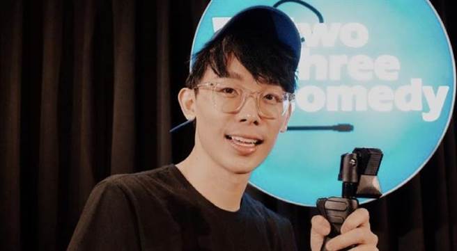 YouTuber团体「反骨男孩」成员酷炫，日前决定将所经营的饮料店关店。（图/酷炫IG)