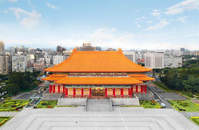 疫情再度衝击艺文产业，根据文化部统计，估计到6月初艺文界的损失为近6亿元，不少表演团队苦撑。图为国家两厅院。（国家表演艺术中心提供）