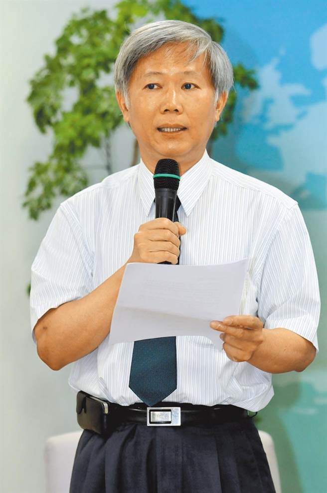 中研院院士陳培哲5月底辭去食藥署疫苗審查委員，直言委員會已不能維持獨立性與專業性，最大困難就是來自蔡英文總統。（本報資料照片）