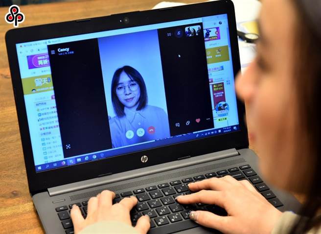 我国新冠肺炎疫情严峻，中央流行疫情指挥中心持续维持三级警戒至6月28日，许多民眾改採居家上班。（报系资料照）