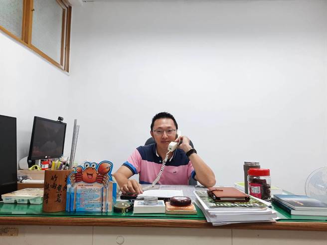 清水分局副分局長陳春安接受警察廣播電電話專訪。（清水警分局提供／陳淑娥台中傳真）