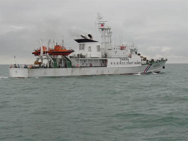 海巡署第十一巡防区指挥部统合第十海巡队（马祖海巡队）巡防艇能量，结合中部地区机动海巡队500吨级台北舰，自6日起于马祖海域展开不定期联合威力扫荡勤务。（海巡署金马澎分署提供）