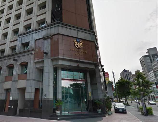 资深记者在家中轻生，核酸检测确定染疫。（图／播摄自当事人脸书）