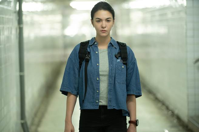 张榕容在《第三布局 尘沙惑》饰演刑警。（CATCHPLAY提供）