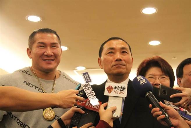 館長陳之漢(左)、侯友宜(右)。（圖/本報資料照，譚宇哲攝）
