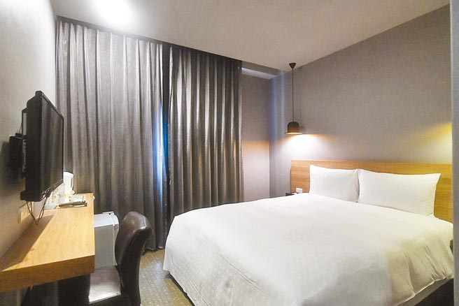 新北市府利用防疫基金，补助医护人员免费入住饭店，让他们得到充分休息。（新北市观旅局提供／叶德正新北传真）