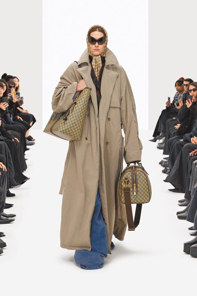 3.本季最大亮点便是Gucci、Balenciaga两品牌元素的相互融合。（Balenciaga提供）