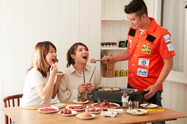 乾杯集团推出云端烧肉「宅家乾杯」定期购。（乾杯提供）