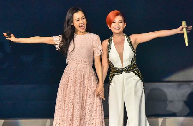 梁静茹与范范昨都参与了徐若瑄发起的共同直播，却被发现始终没同框，且梁静茹还单方面取关了范范IG。(中时资料照片)

