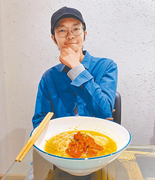 方大同近来宅在家写歌和写书。（资料照片）